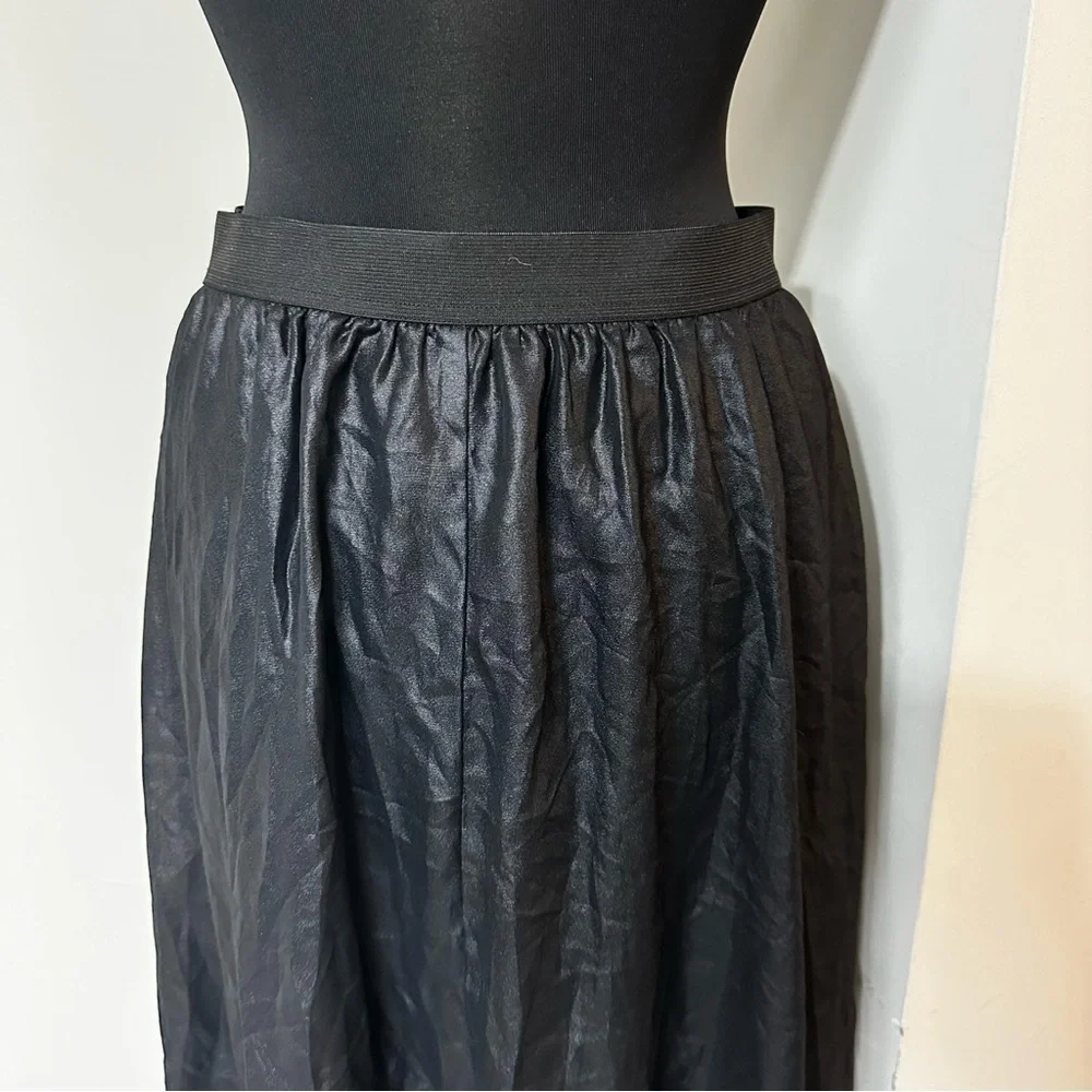 Thalia Sodi Black Asymmetrical Skirt in Size Medium